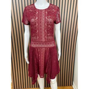 BCBGMaxAzria Women's Dress Lace M Red Short Sleeve Fit Flare Handkerchief Hem